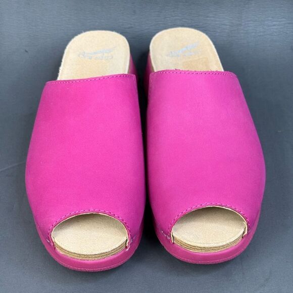 Dansko Shoes - Dansko Ravyn Sandals shoes women size 38 (7.5)